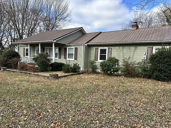 3rd image of 122 Highland Dr
