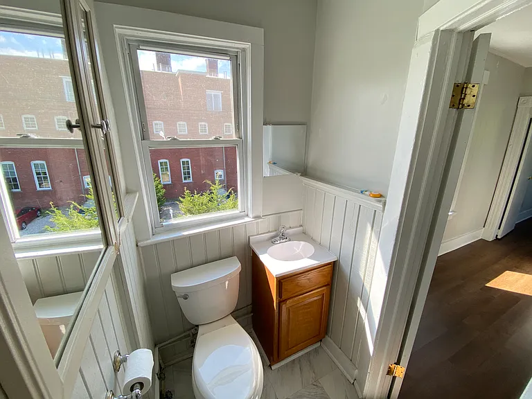 11 Lawrence St #6 — Photo 3