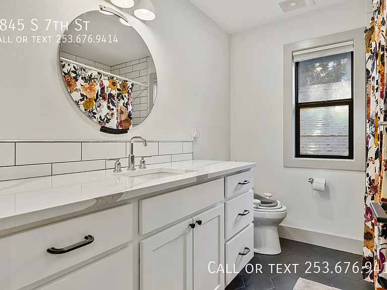 4845 S 7th St — Photo 19