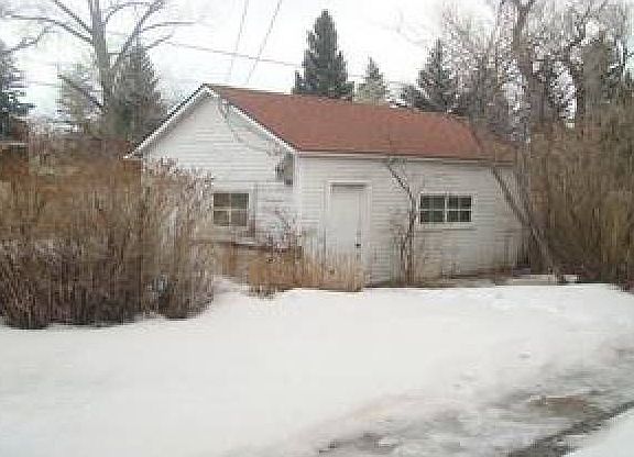 5th image of 619 S 9th St