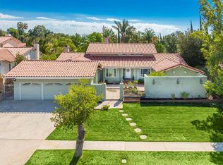 10820 Cozycroft Ave, Chatsworth, CA 91311