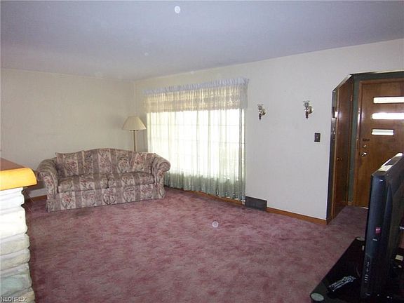 4th image of 2604 27th St