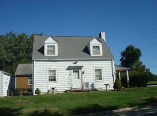 759 S 22nd St, Decatur, IL 62521