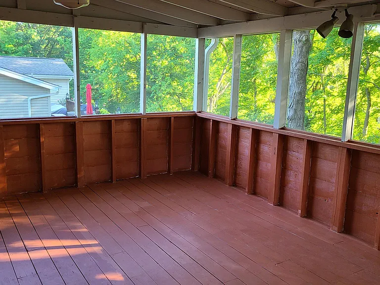 14920 Rutland Cir — Photo 11