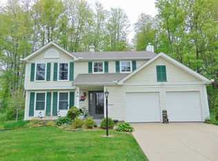 1469 Elizabeth Ln, Macedonia, OH 44056