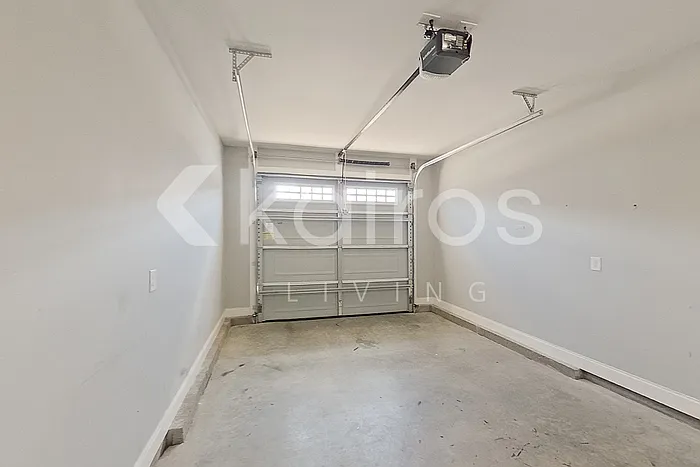 3704 Oak Leaf Way #E — Photo 17
