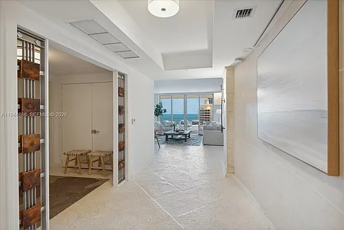 791 Crandon Blvd #1501 Photo 1