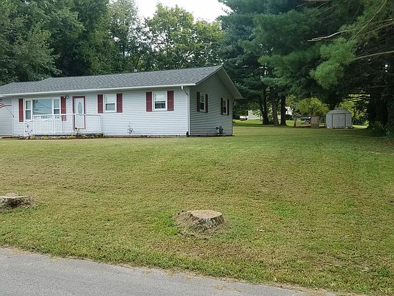 2nd image of 4380 Newport Dr