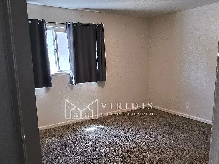 2312 Castro Ln — Photo 5