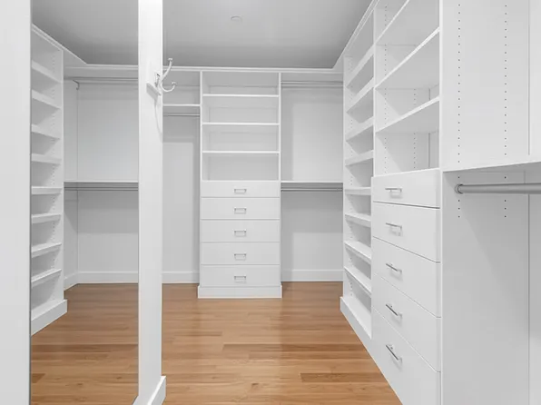 554 Broome Street image 6 of 9