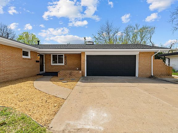 2nd image of 830 Millwood Dr