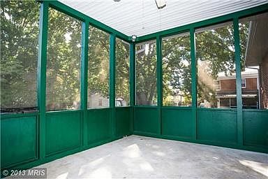 screened-in back porch
