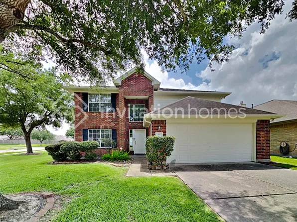 410 Sun River Ln, Dickinson, TX 77539