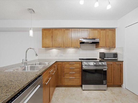 3rd image of 19673 Meadow Gardens Way #103