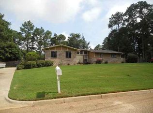 2120 Cecily St, Dothan, AL 36303