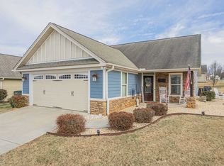 204 Sugar Maple Dr, Cornelia, GA 30531