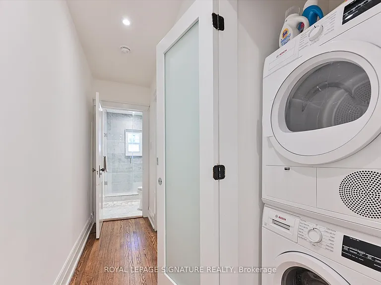 42 Strathgowan Ave #MAIN — Photo 10