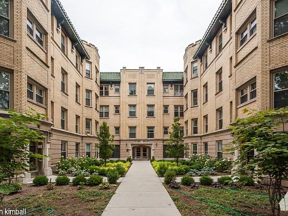 4th image of 4841 N Kimball Ave #1427