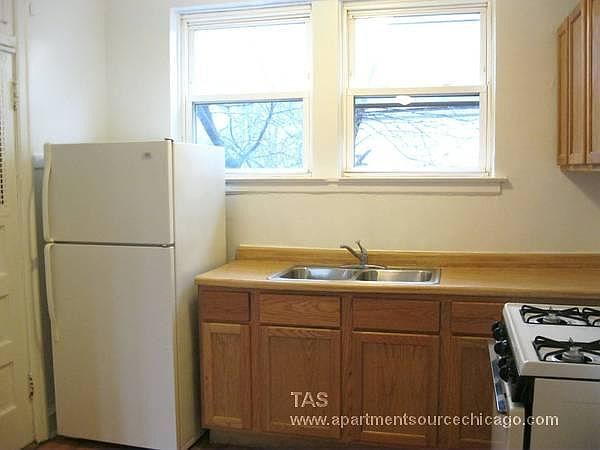 1st image of 2946 N Albany Ave APT 2e