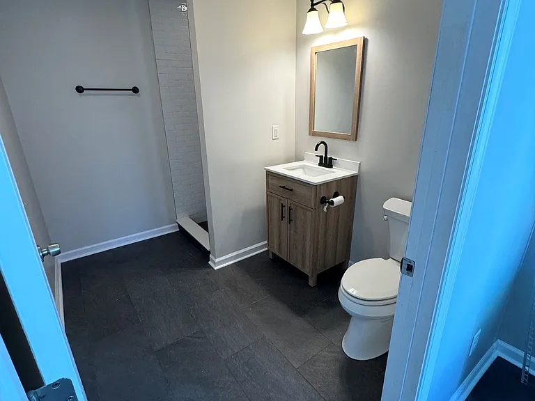 137 Hanover St — Photo 6
