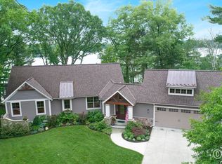 363 Old State Rd, Pentwater, MI 49449