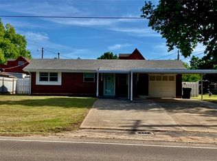 404 E Etowah Rd, Noble, OK 73068