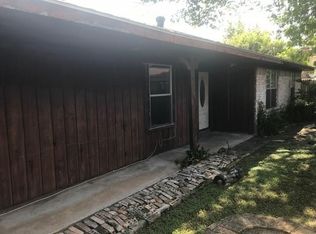 10407 Huntington Place Dr, Houston, TX 77099