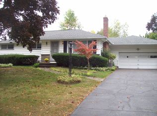 61 Angora Dr, Rochester, NY 14617