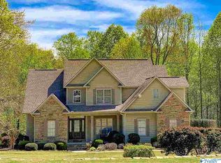 335 Criscoe Rd, Union Grove, AL 35175