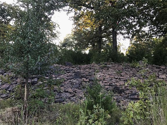 3rd image of 3640 Apple Valley Pl