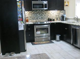 2327 W Beck Ln, Phoenix, AZ 85023
