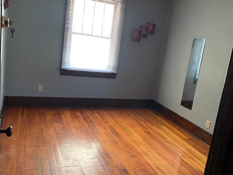 611 Cliff St — Photo 7