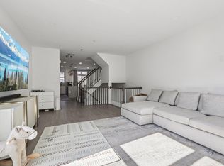 458 Buffalo Ct APT 458, West New York, NJ 07093