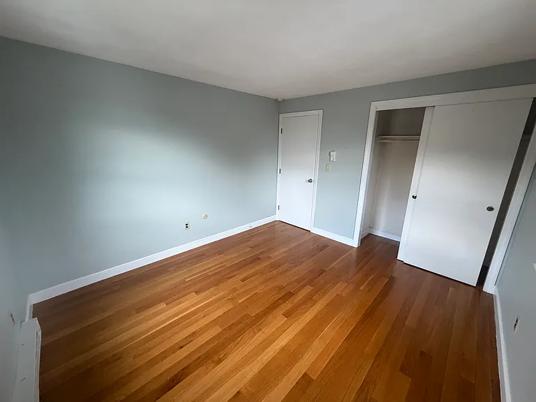 90 Sylvia St #2 — Photo 8