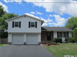4288 Forestbrook Dr, Liverpool, NY 13090