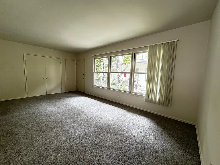 4839 W Slauson Ave — Photo 17