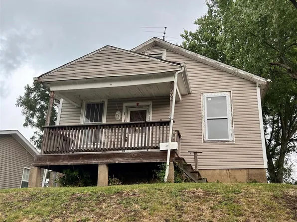 308 Fair St, Washington, MO 63090