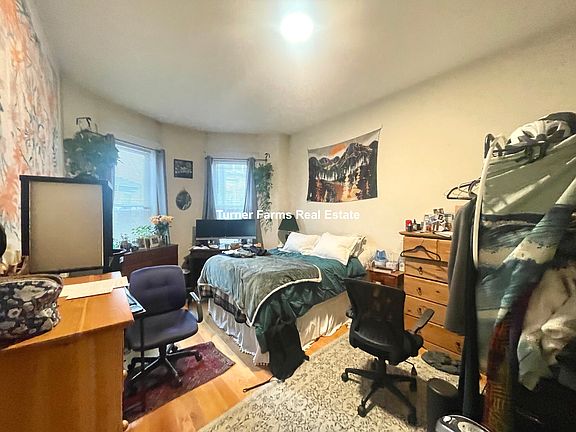 3rd image of 7 Grant St