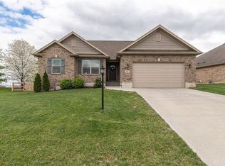 195 Hickory Pointe Dr, Germantown, OH 45327