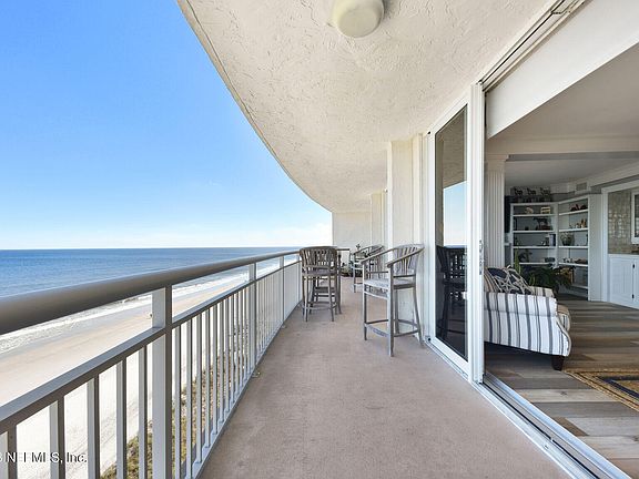 2nd image of 1601 OCEAN Drive S #1004