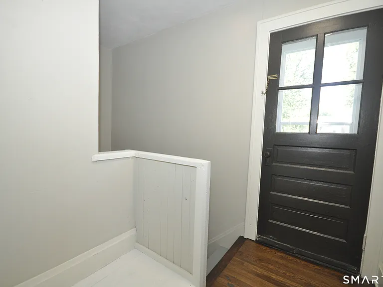 20 Mountain St — Photo 22
