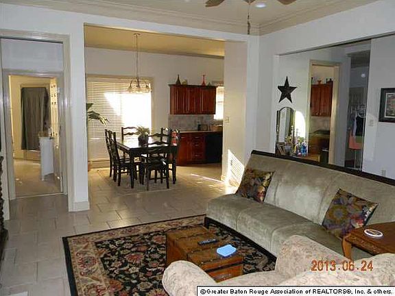 5th image of 10197 Jacob Dr