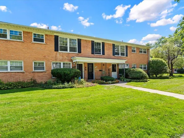 3220 Shenandoah Dr APT 11, Royal Oak, MI 48073