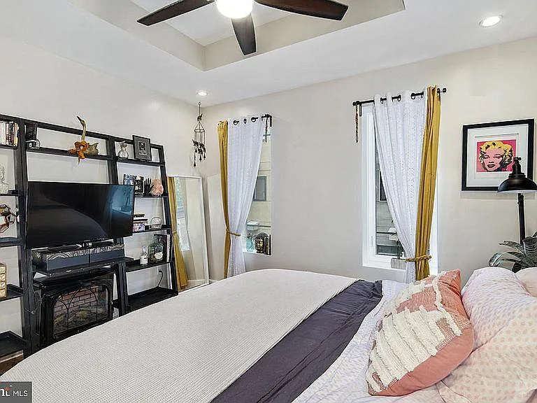 1407 S Ringgold St — Photo 12