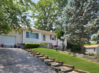 4 Franklin St, Smithtown, NY 11787