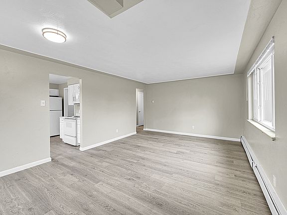 5th image of 9811 Lowry Pl #9811