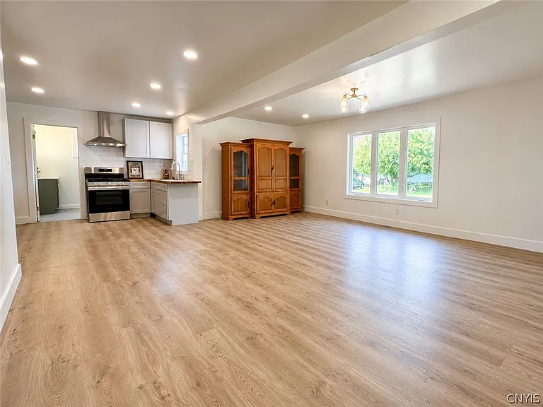 10 Parkside Ct #8 — Photo 3