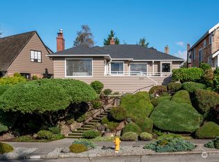 2550 Westmont Way W, Seattle, WA 98199