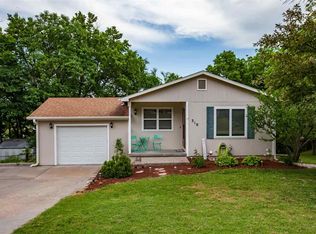 310 15th St, Ogden, KS 66517