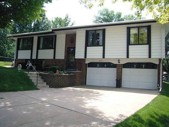 1st image of 612 S 151st Cir